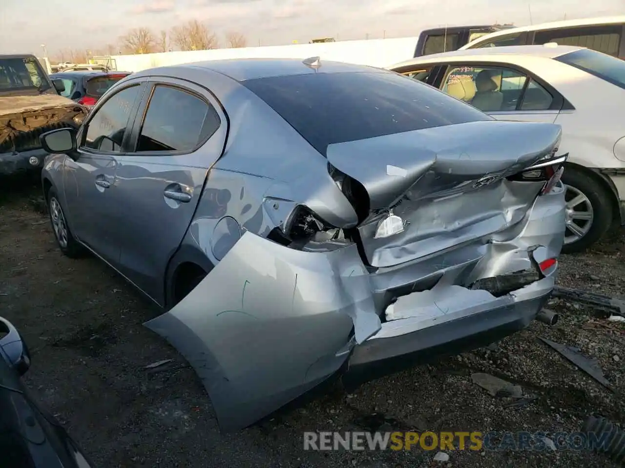 3 Photograph of a damaged car 3MYDLBYV2KY520716 TOYOTA YARIS 2019