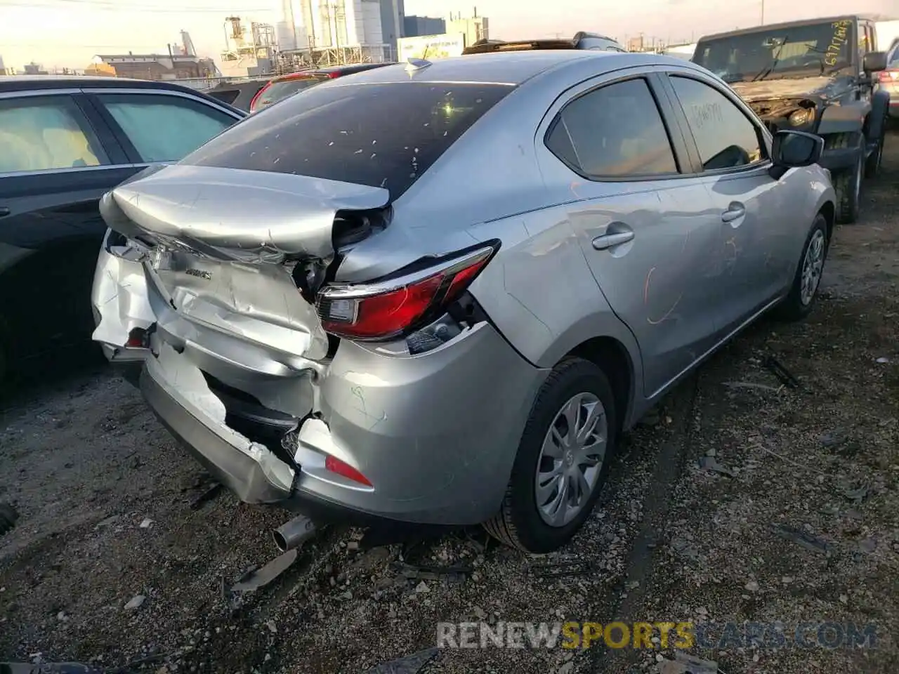 4 Photograph of a damaged car 3MYDLBYV2KY520716 TOYOTA YARIS 2019