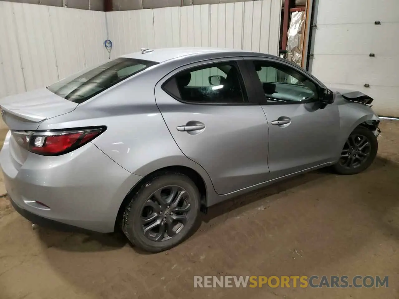 3 Photograph of a damaged car 3MYDLBYV2KY526497 TOYOTA YARIS 2019