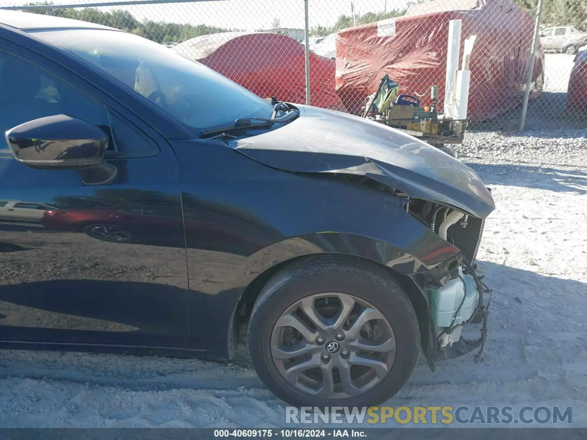 19 Photograph of a damaged car 3MYDLBYV3KY500300 TOYOTA YARIS 2019