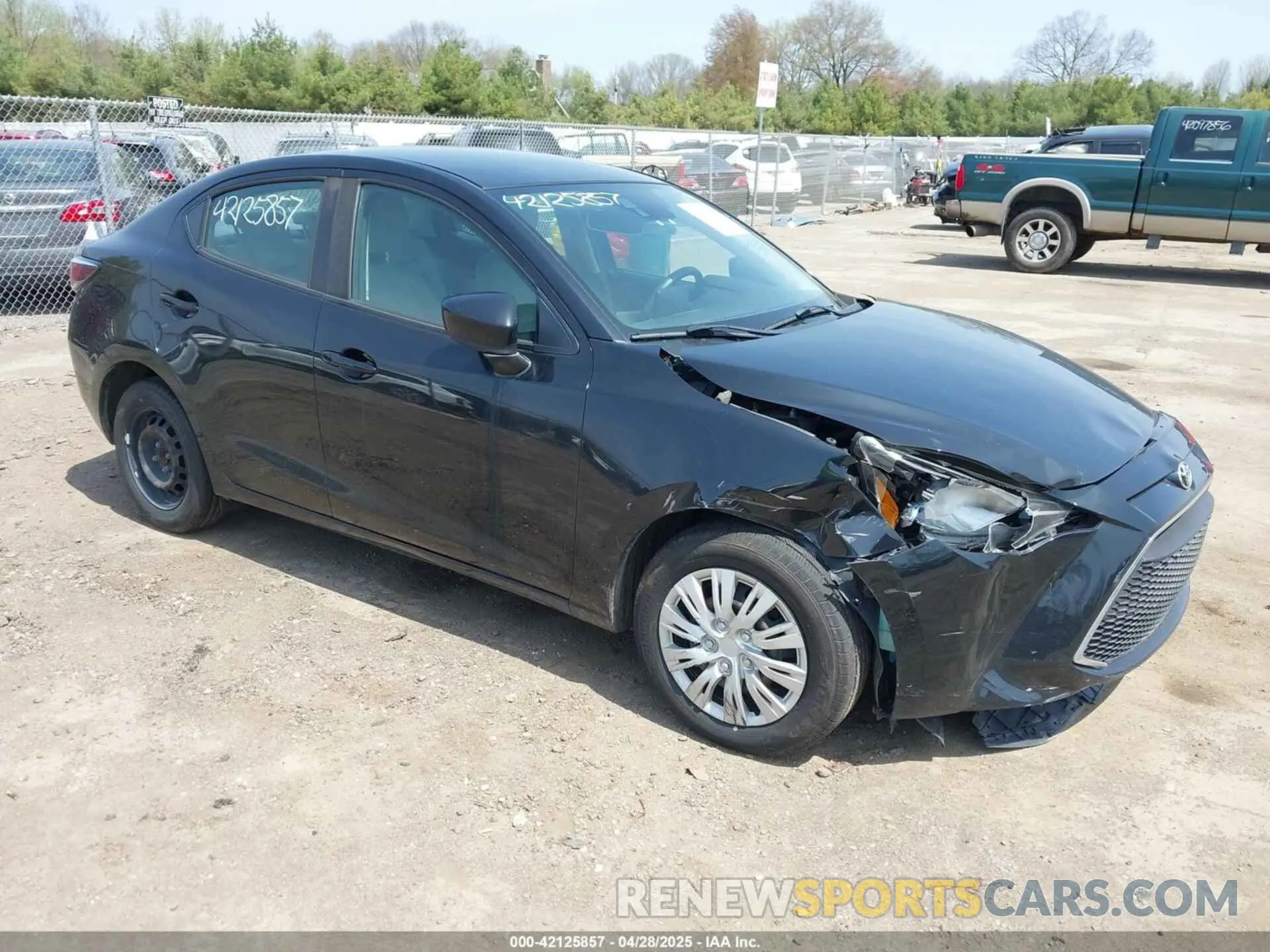 1 Photograph of a damaged car 3MYDLBYV3KY503066 TOYOTA YARIS 2019