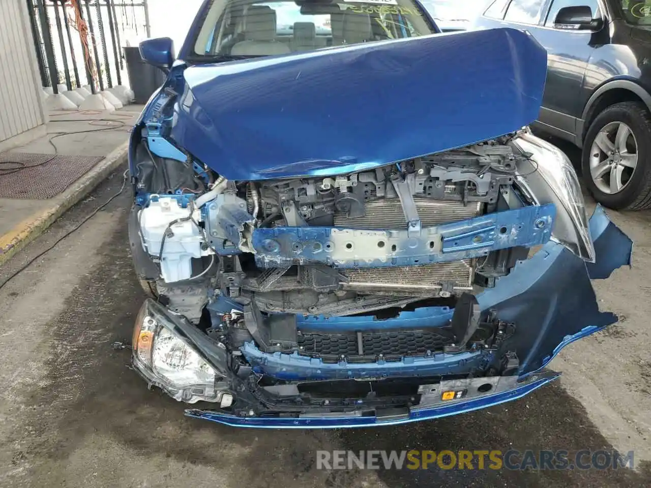 9 Photograph of a damaged car 3MYDLBYV3KY504816 TOYOTA YARIS 2019