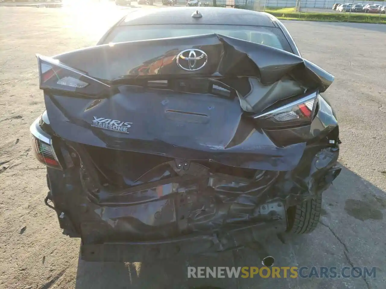 9 Photograph of a damaged car 3MYDLBYV3KY505187 TOYOTA YARIS 2019