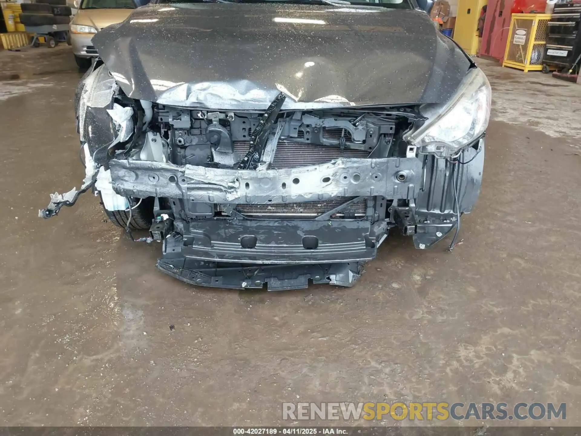 6 Photograph of a damaged car 3MYDLBYV3KY508686 TOYOTA YARIS 2019