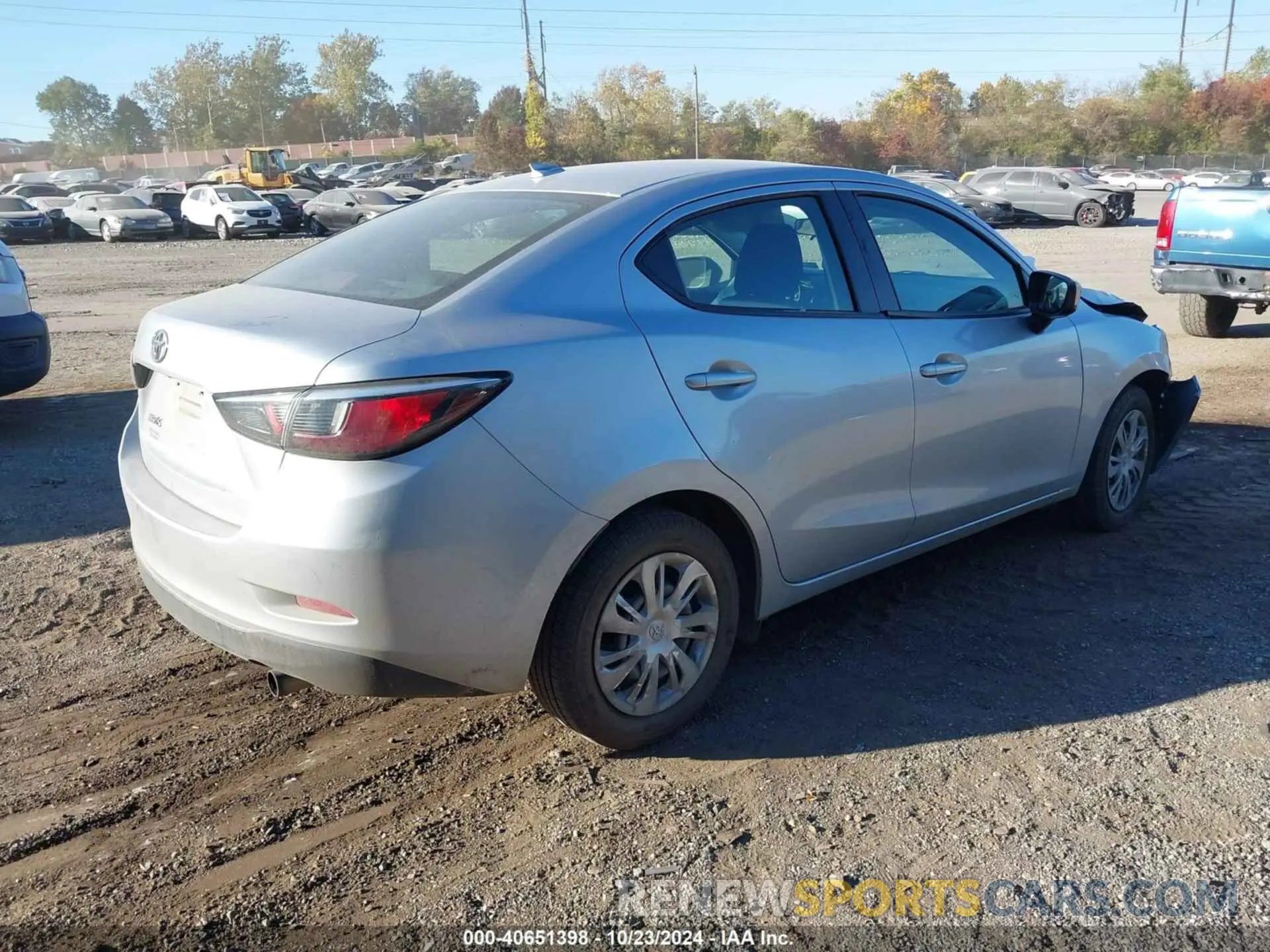 4 Photograph of a damaged car 3MYDLBYV3KY519459 TOYOTA YARIS 2019