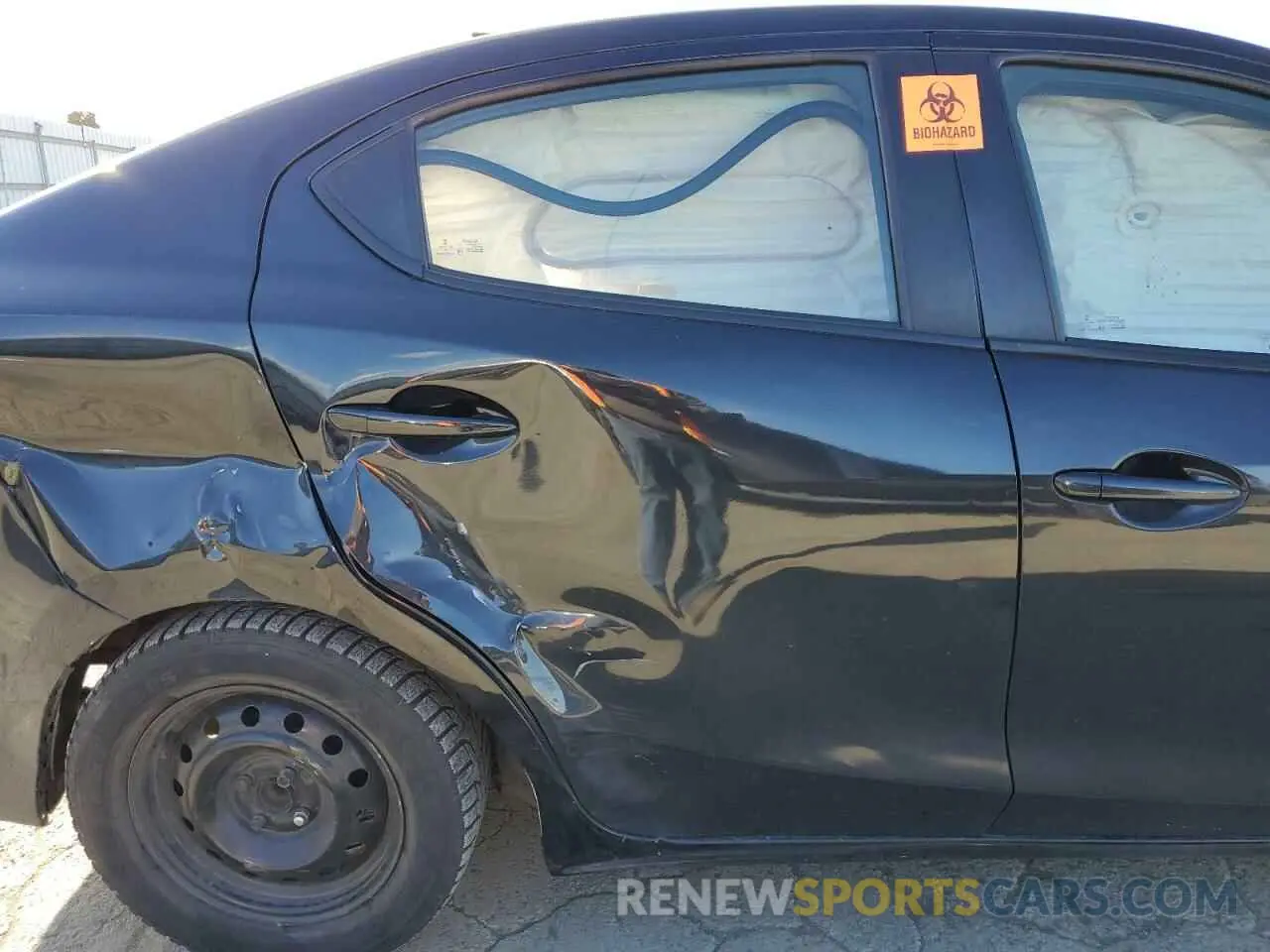 10 Photograph of a damaged car 3MYDLBYV3KY519915 TOYOTA YARIS 2019