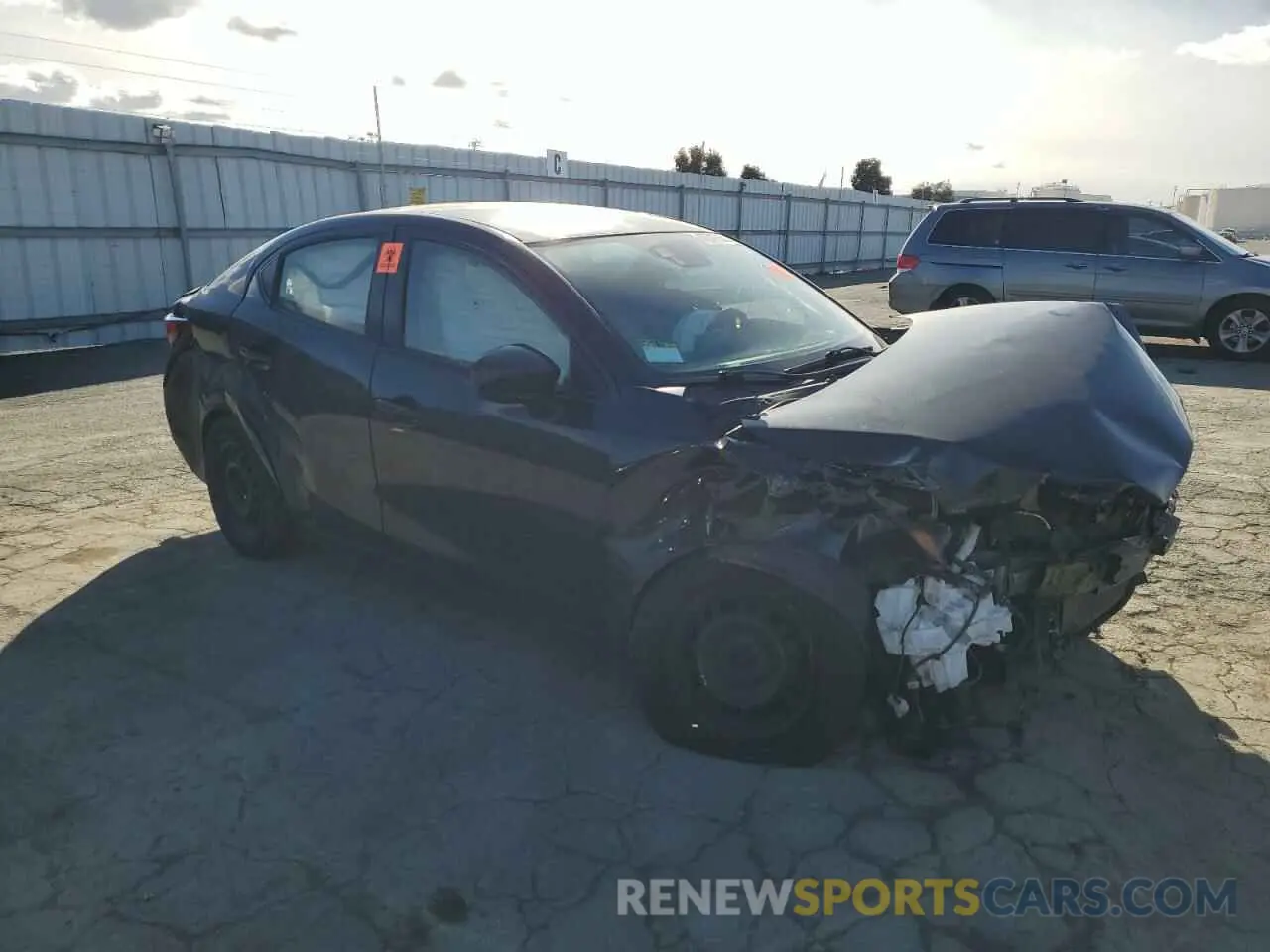 4 Photograph of a damaged car 3MYDLBYV3KY519915 TOYOTA YARIS 2019