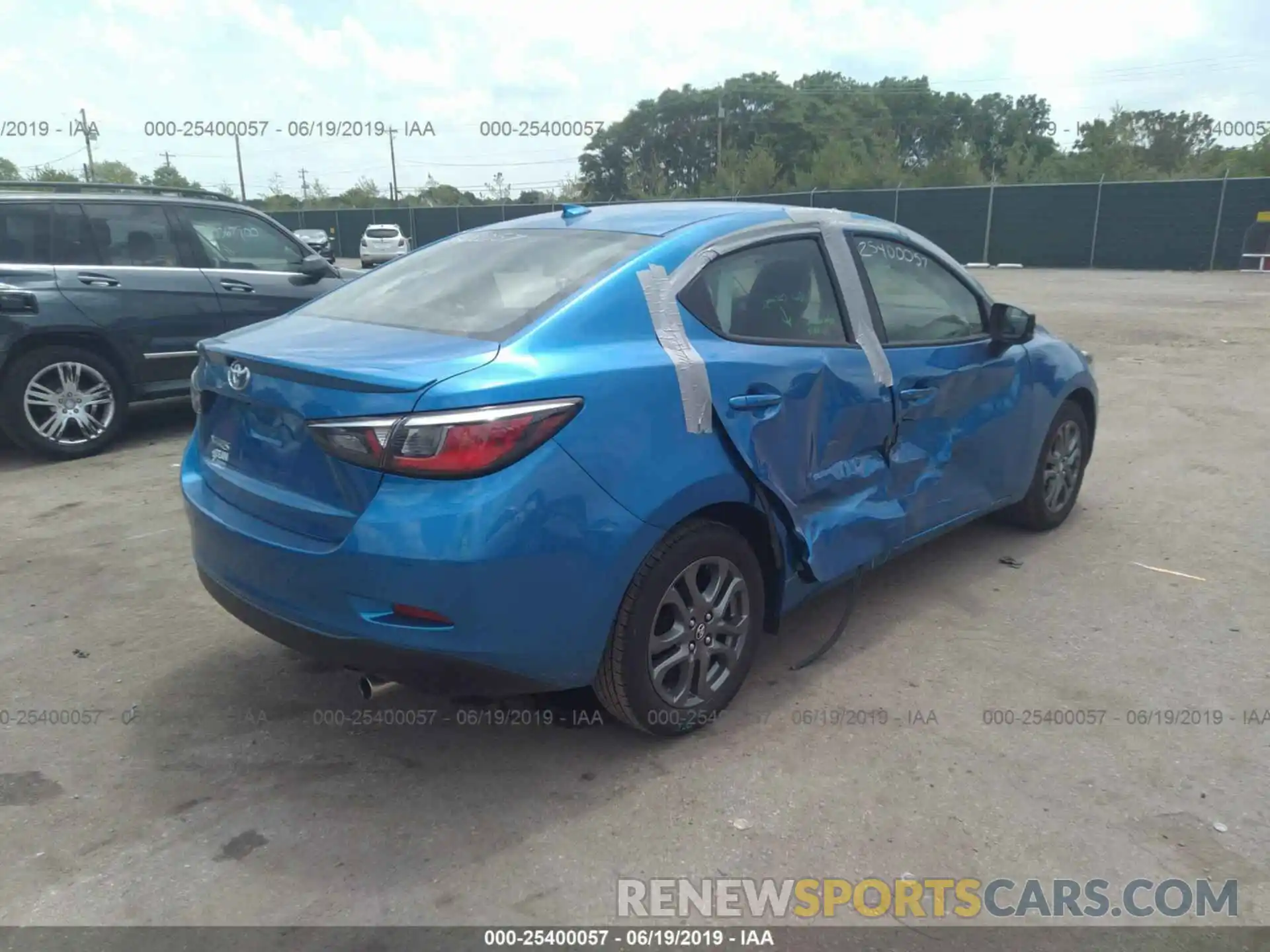 4 Photograph of a damaged car 3MYDLBYV3KY524256 TOYOTA YARIS 2019