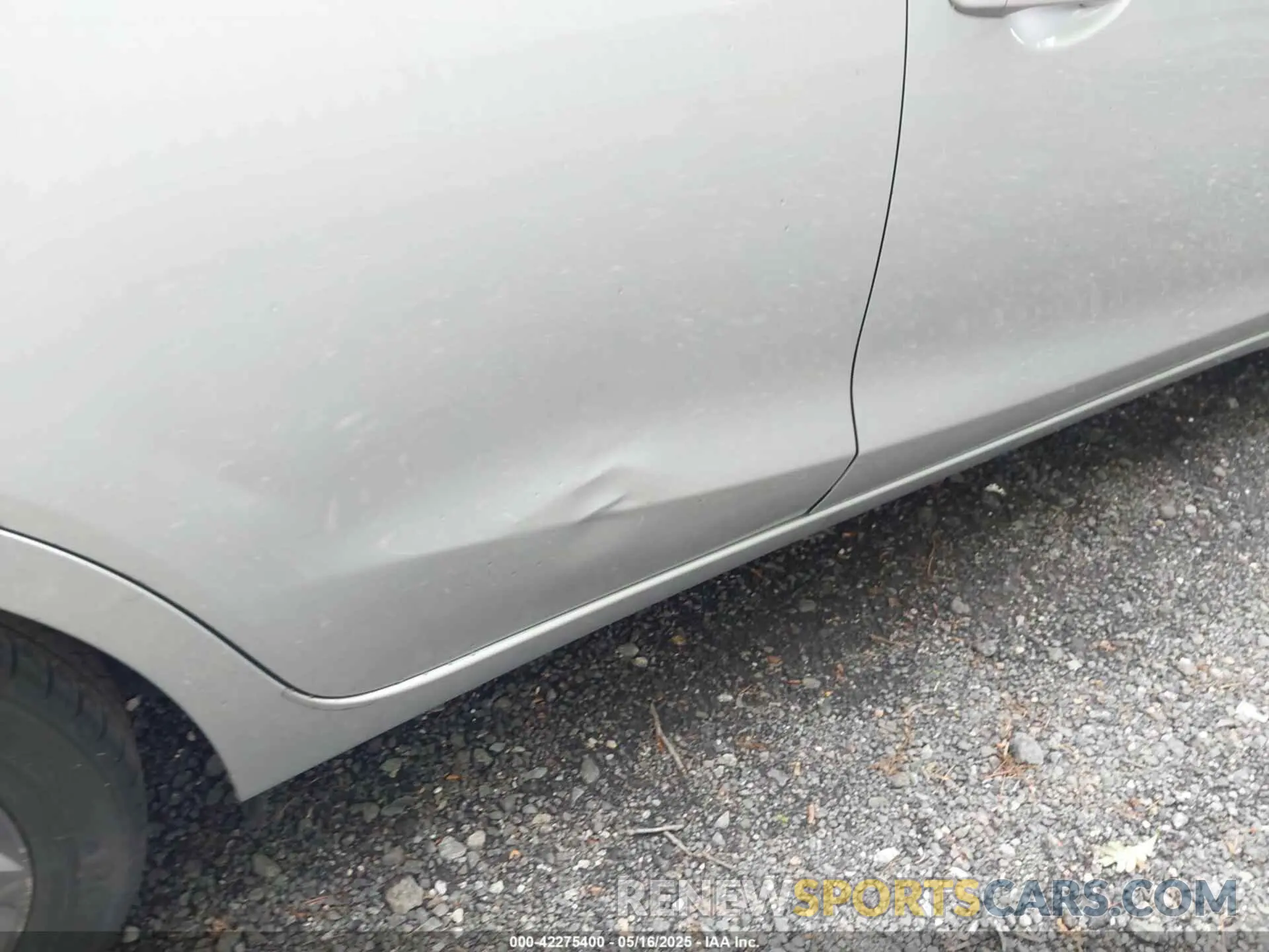 18 Photograph of a damaged car 3MYDLBYV3KY525777 TOYOTA YARIS 2019