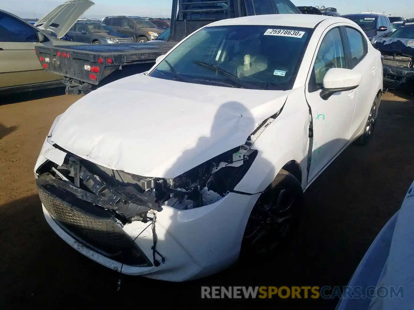 2 Photograph of a damaged car 3MYDLBYV4KY507210 TOYOTA YARIS 2019