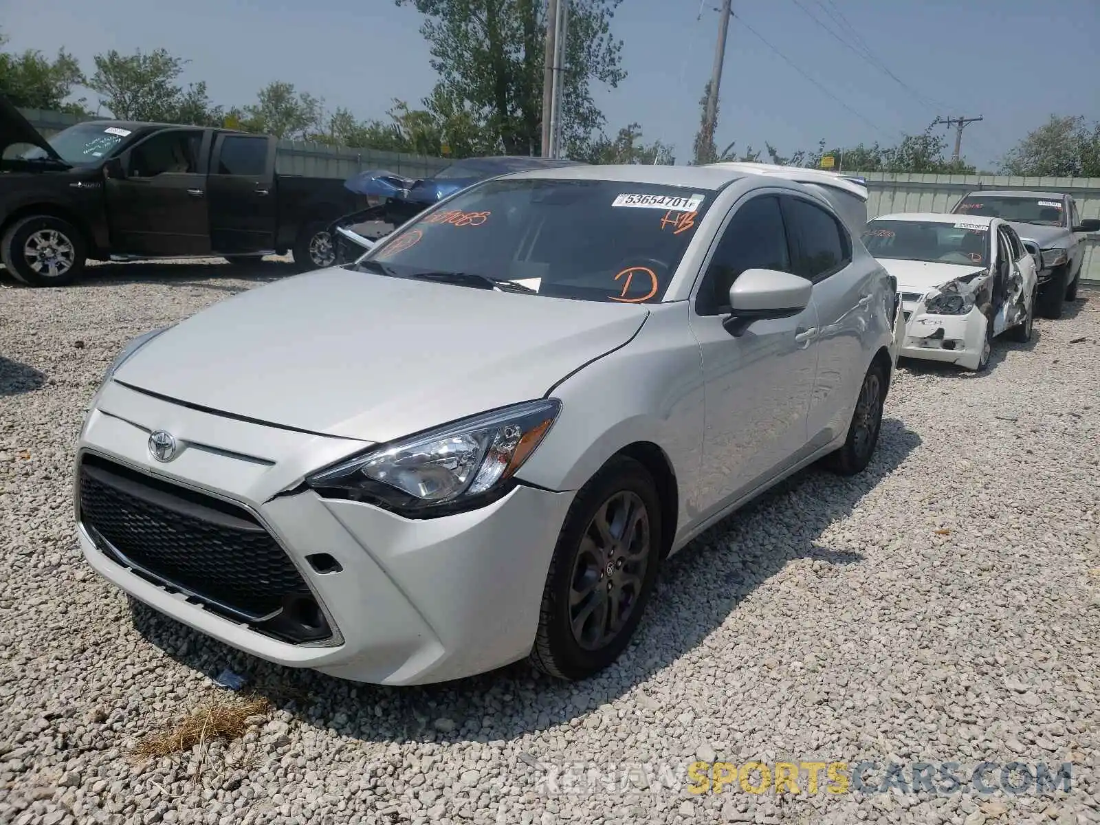 2 Photograph of a damaged car 3MYDLBYV4KY509085 TOYOTA YARIS 2019