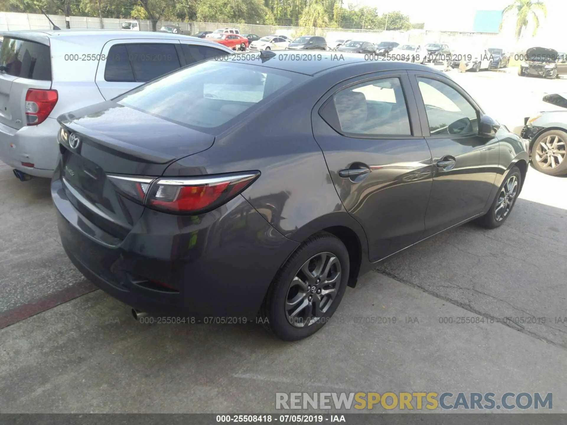 4 Photograph of a damaged car 3MYDLBYV4KY509202 TOYOTA YARIS 2019