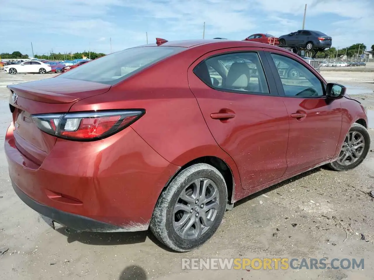 3 Photograph of a damaged car 3MYDLBYV4KY509300 TOYOTA YARIS 2019