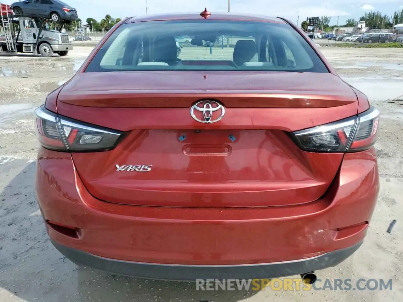6 Photograph of a damaged car 3MYDLBYV4KY509300 TOYOTA YARIS 2019