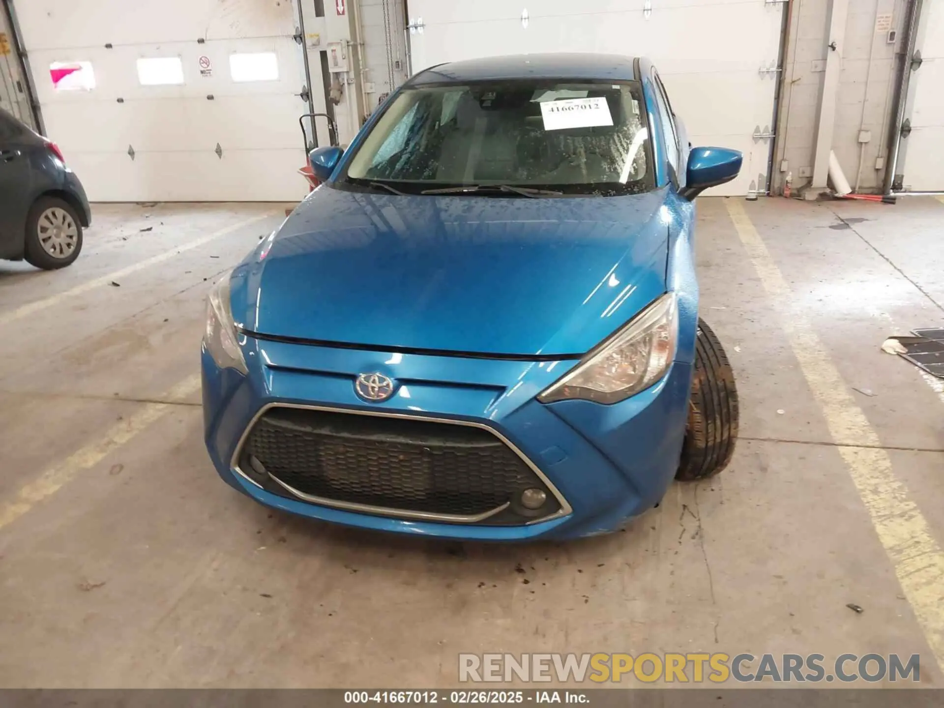 12 Photograph of a damaged car 3MYDLBYV4KY510172 TOYOTA YARIS 2019