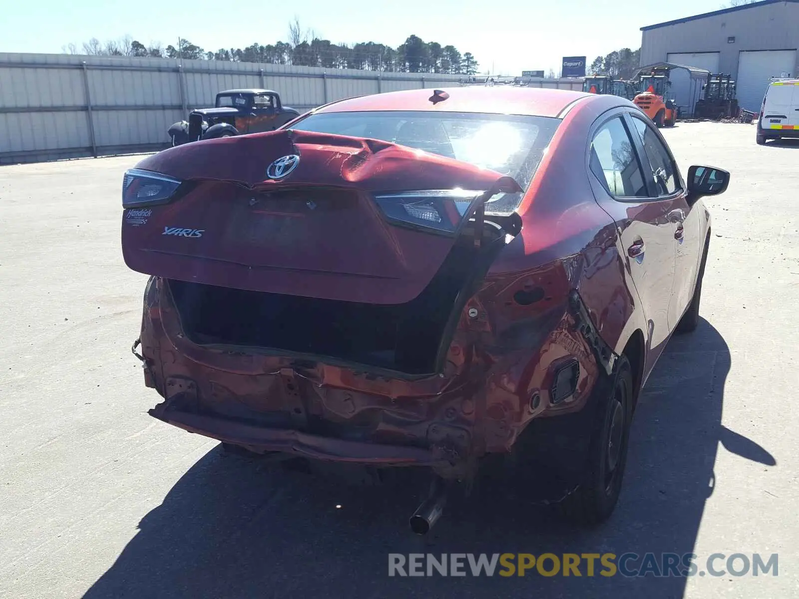 4 Photograph of a damaged car 3MYDLBYV4KY511323 TOYOTA YARIS 2019