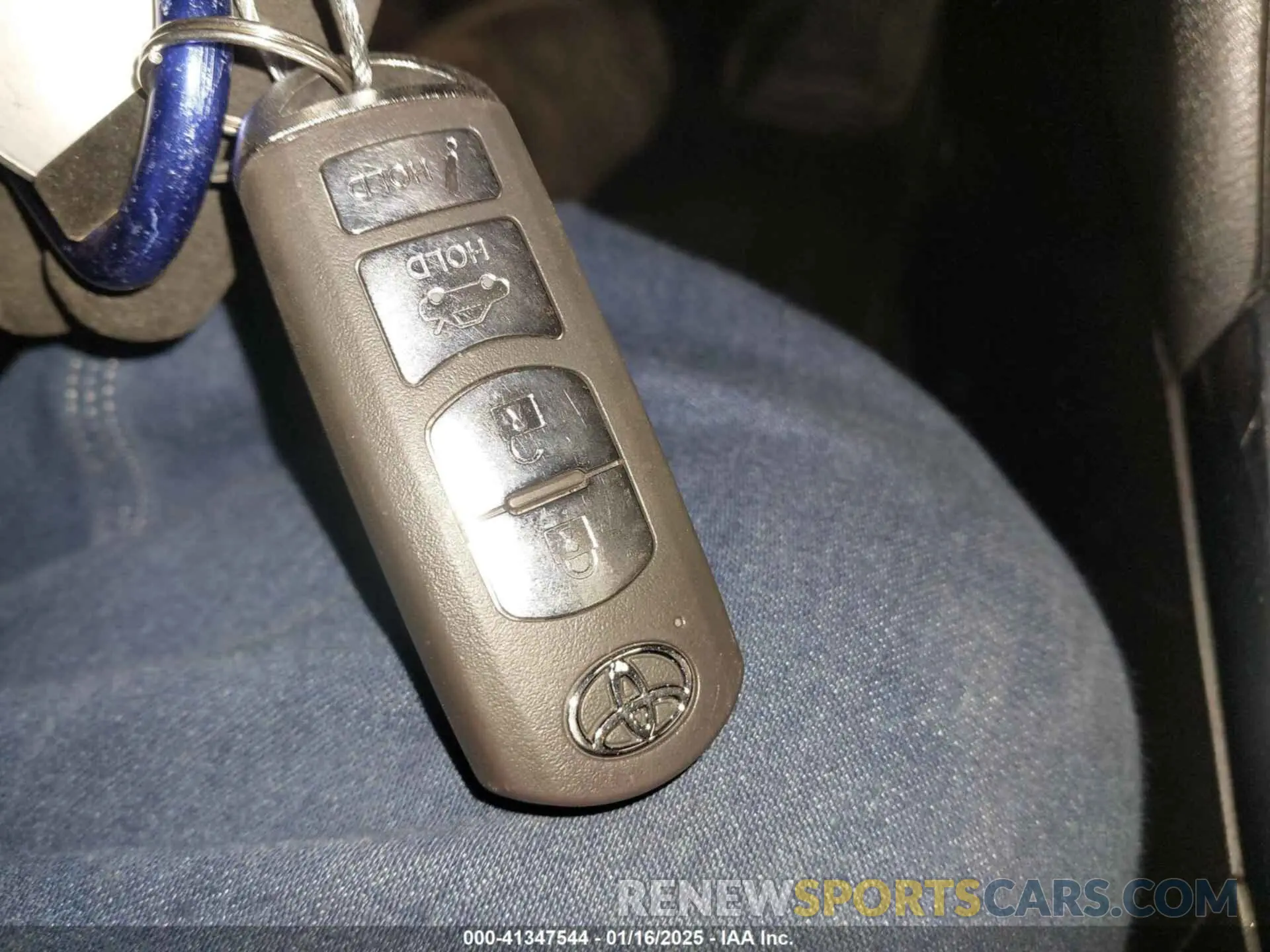 11 Photograph of a damaged car 3MYDLBYV4KY514254 TOYOTA YARIS 2019