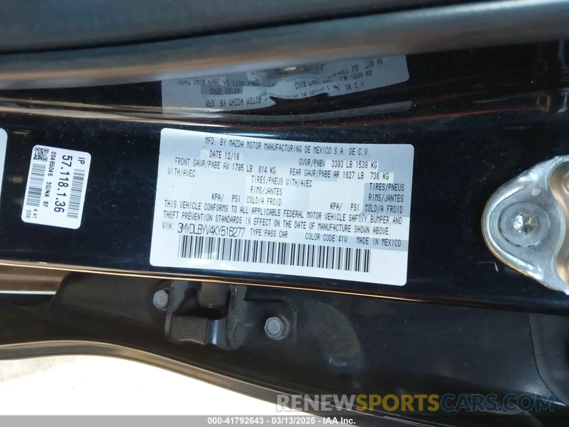9 Photograph of a damaged car 3MYDLBYV4KY516277 TOYOTA YARIS 2019
