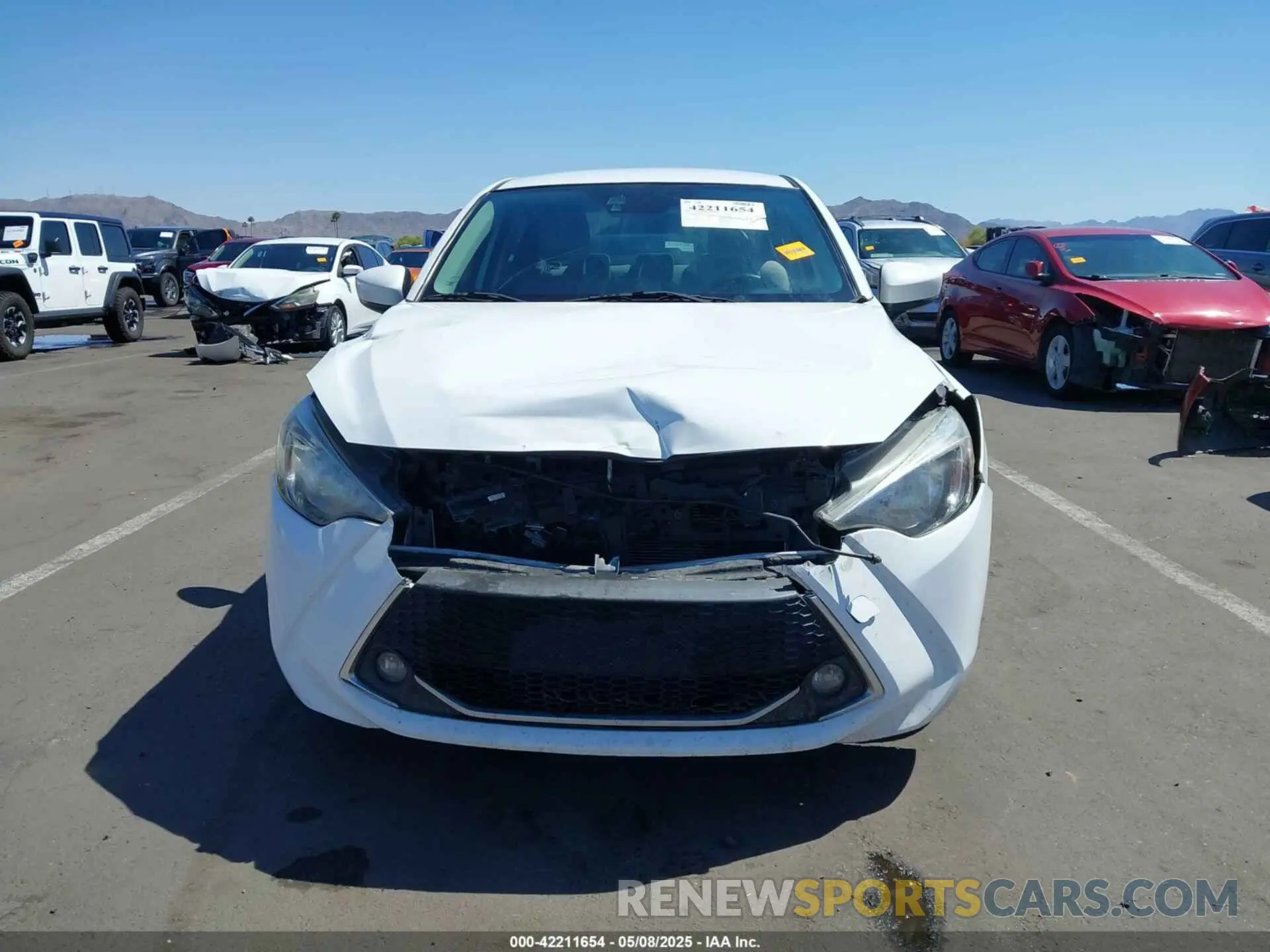 13 Photograph of a damaged car 3MYDLBYV4KY523780 TOYOTA YARIS 2019