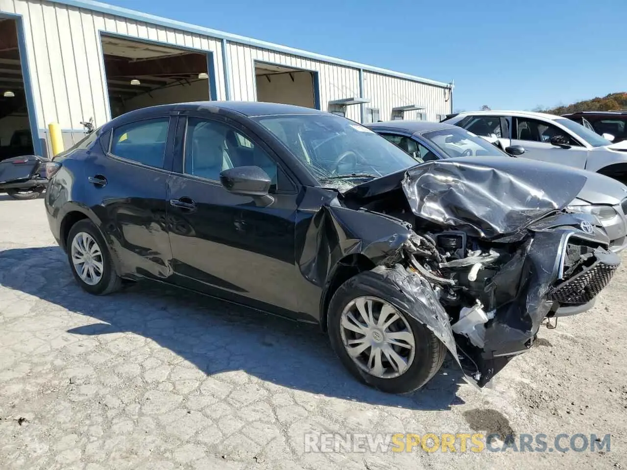 4 Photograph of a damaged car 3MYDLBYV5KY501951 TOYOTA YARIS 2019