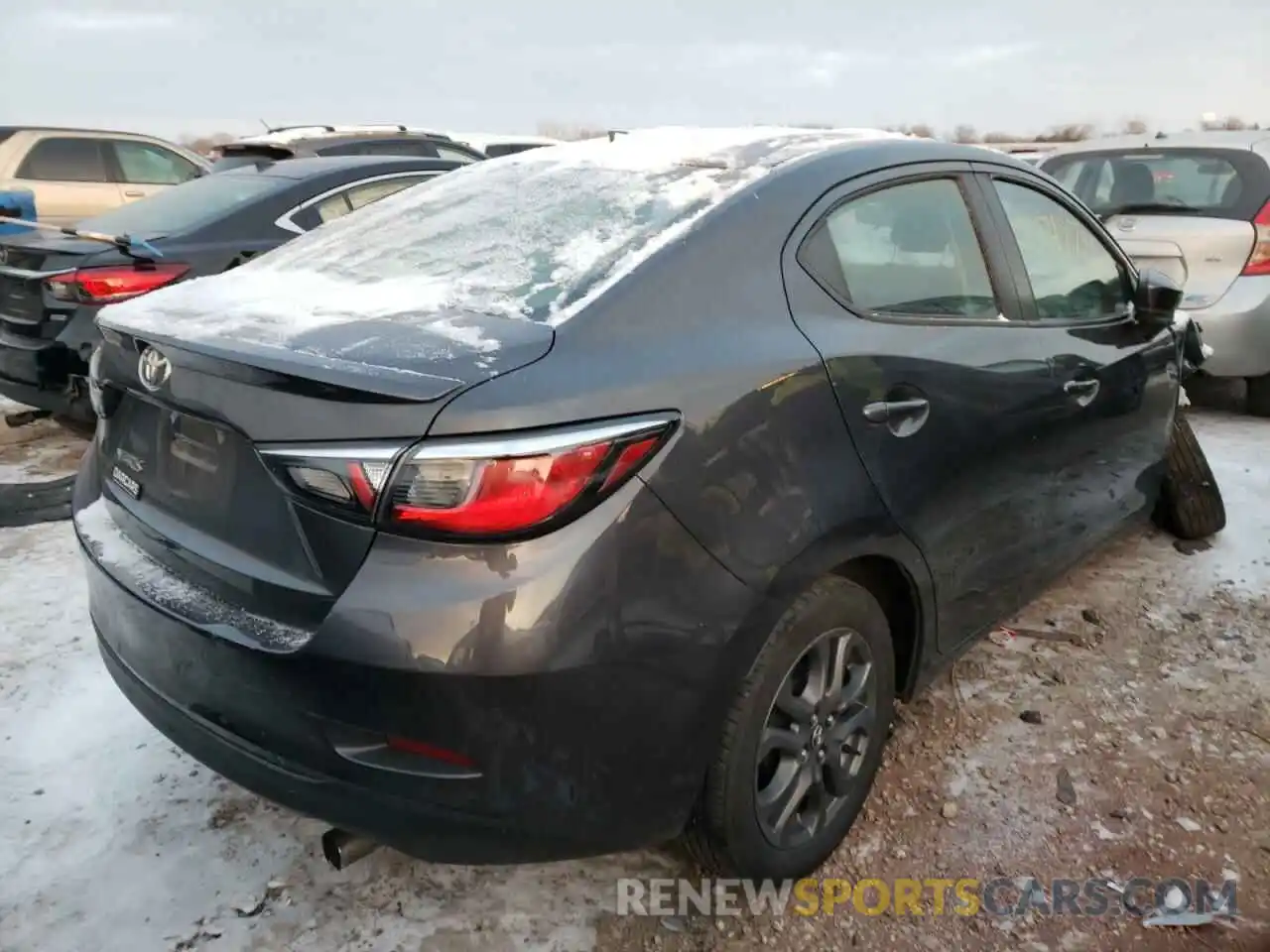 4 Photograph of a damaged car 3MYDLBYV5KY505174 TOYOTA YARIS 2019