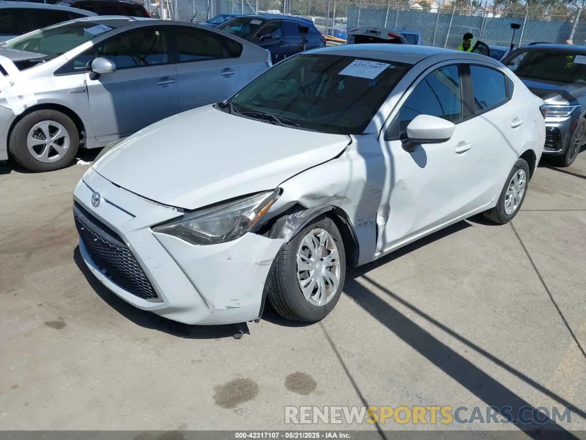 2 Photograph of a damaged car 3MYDLBYV5KY512111 TOYOTA YARIS 2019