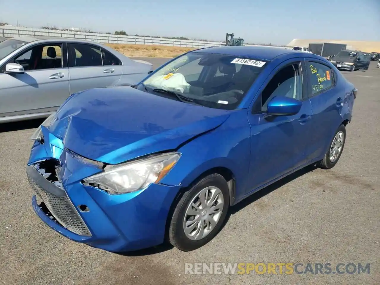 2 Photograph of a damaged car 3MYDLBYV5KY516255 TOYOTA YARIS 2019