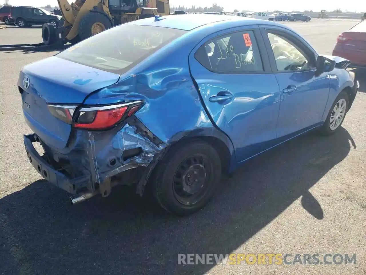 4 Photograph of a damaged car 3MYDLBYV5KY516255 TOYOTA YARIS 2019