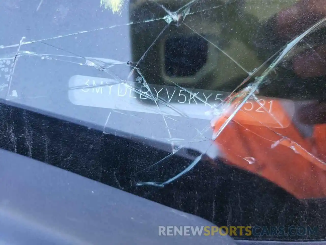 10 Photograph of a damaged car 3MYDLBYV5KY517521 TOYOTA YARIS 2019