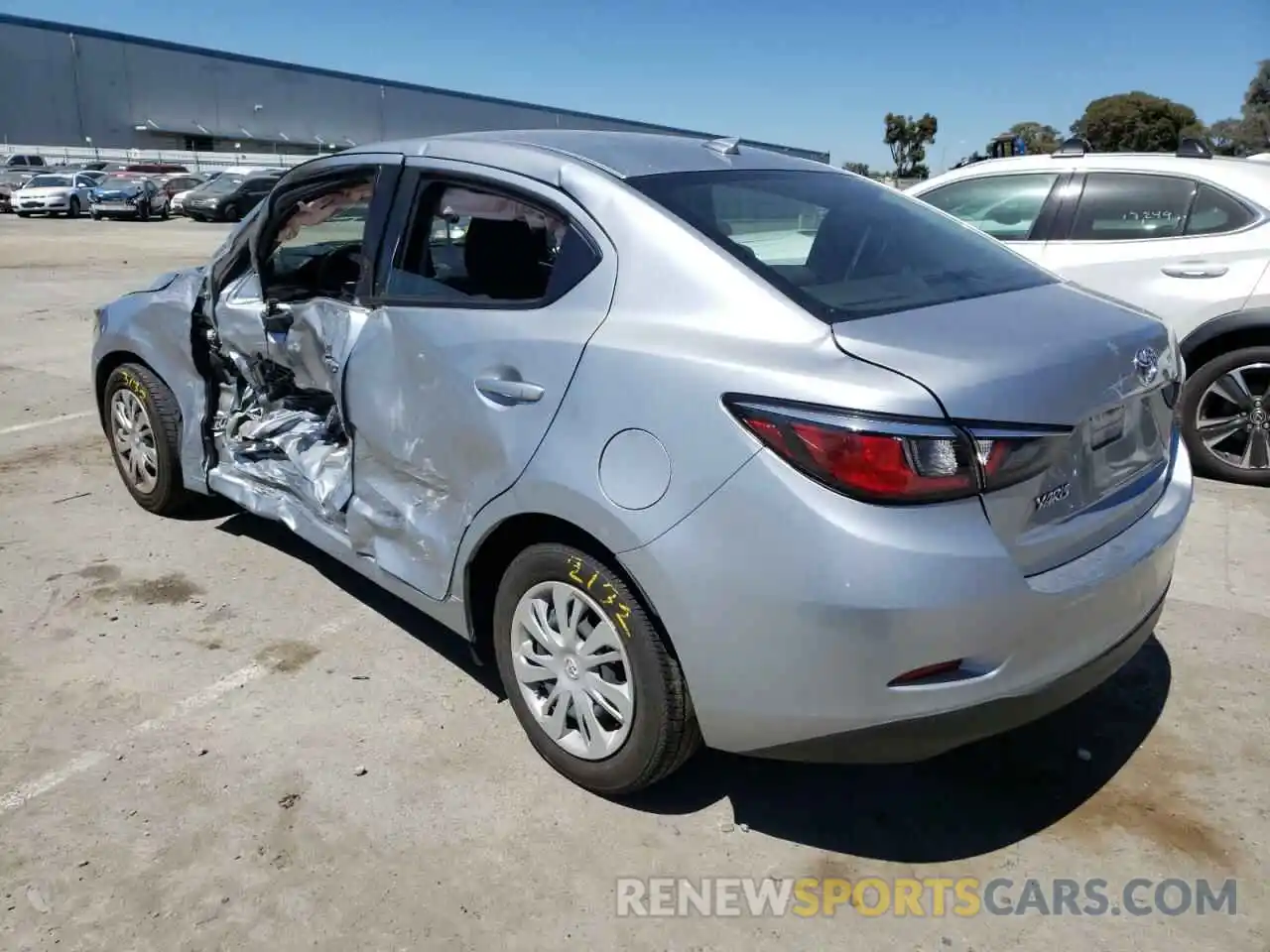 3 Photograph of a damaged car 3MYDLBYV5KY517521 TOYOTA YARIS 2019