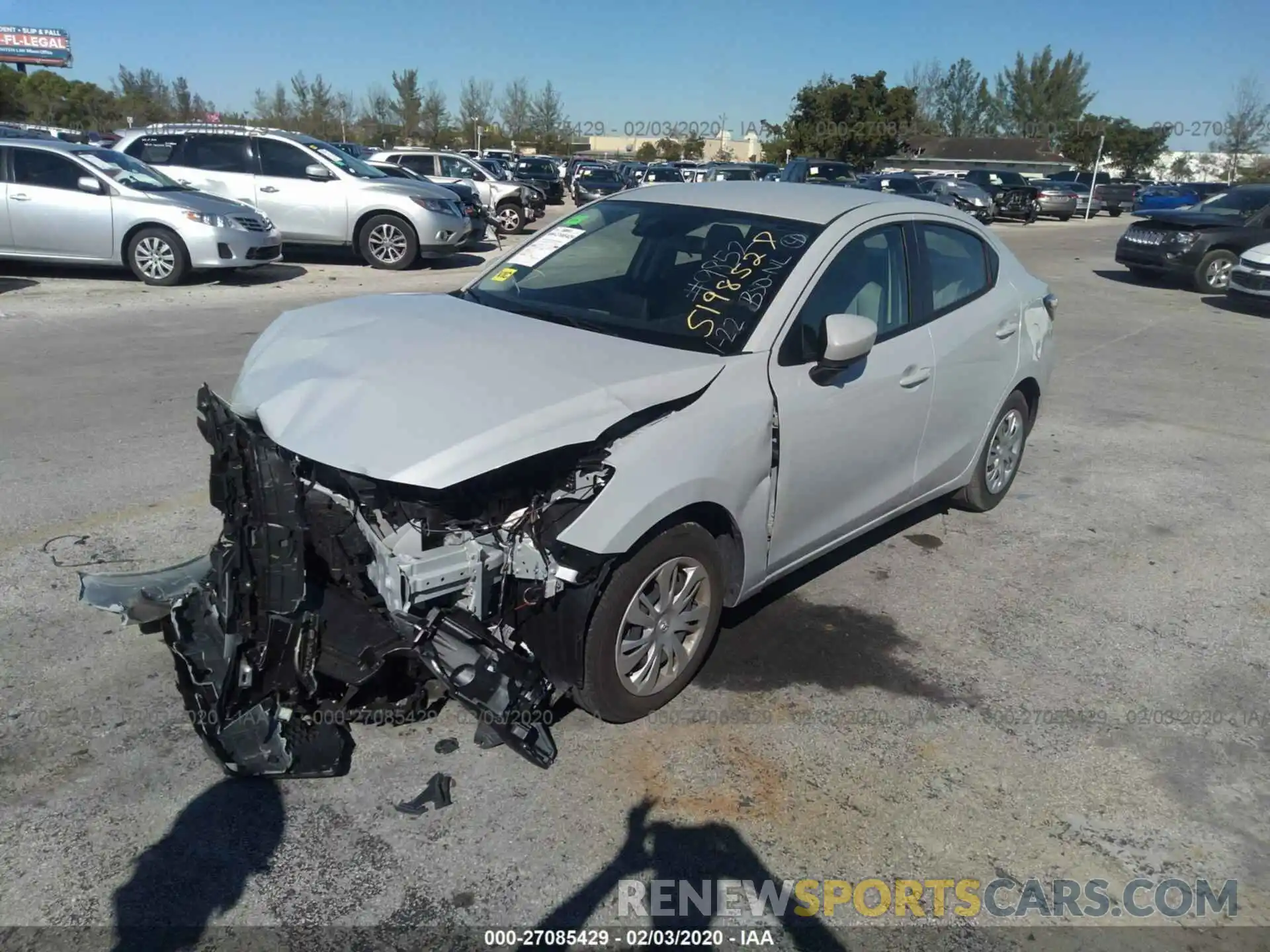 2 Photograph of a damaged car 3MYDLBYV5KY519852 TOYOTA YARIS 2019