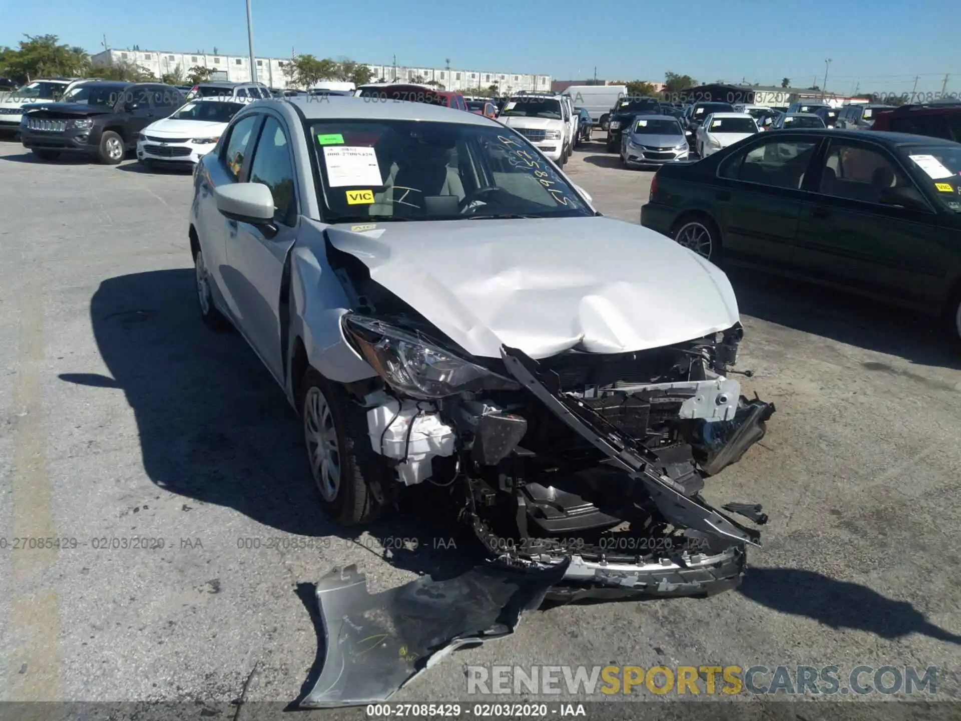 6 Photograph of a damaged car 3MYDLBYV5KY519852 TOYOTA YARIS 2019