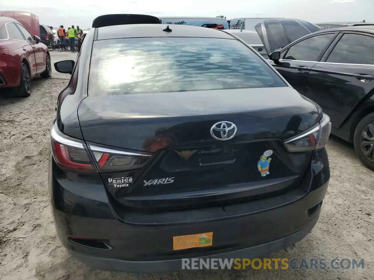 6 Photograph of a damaged car 3MYDLBYV5KY521567 TOYOTA YARIS 2019
