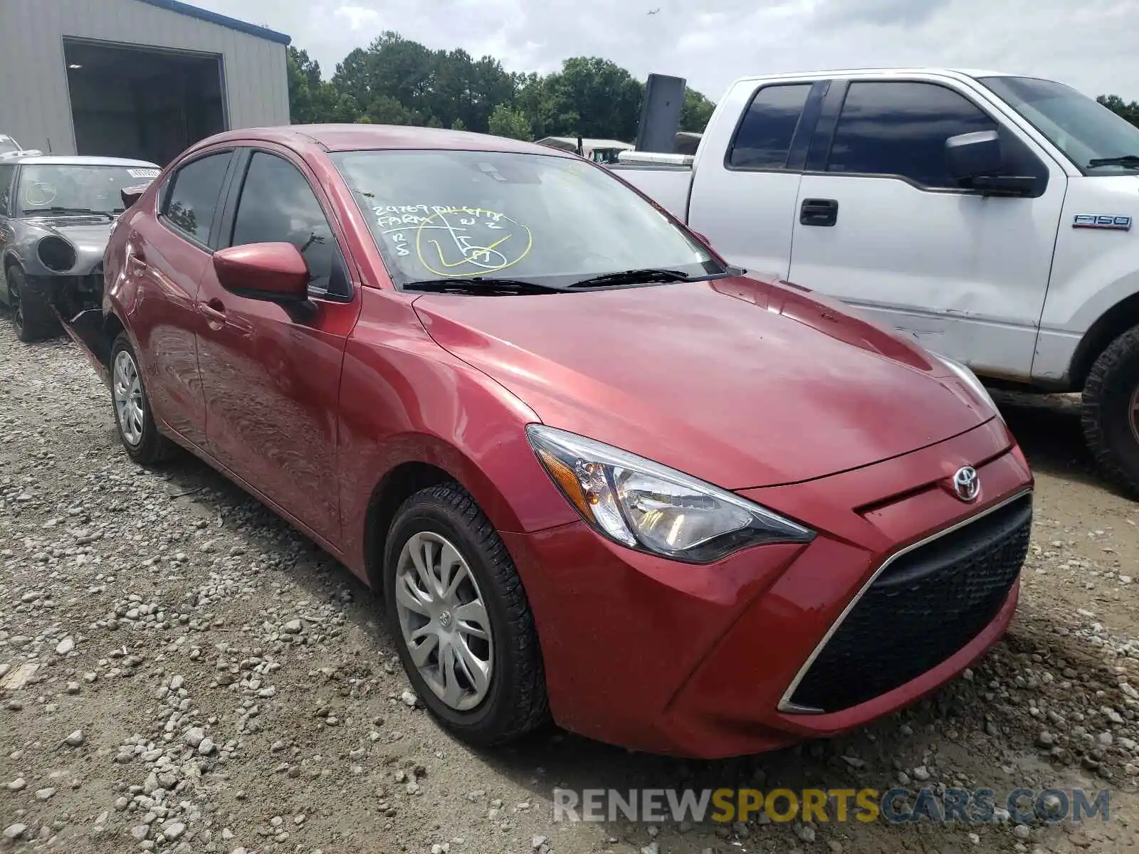 1 Photograph of a damaged car 3MYDLBYV5KY526512 TOYOTA YARIS 2019