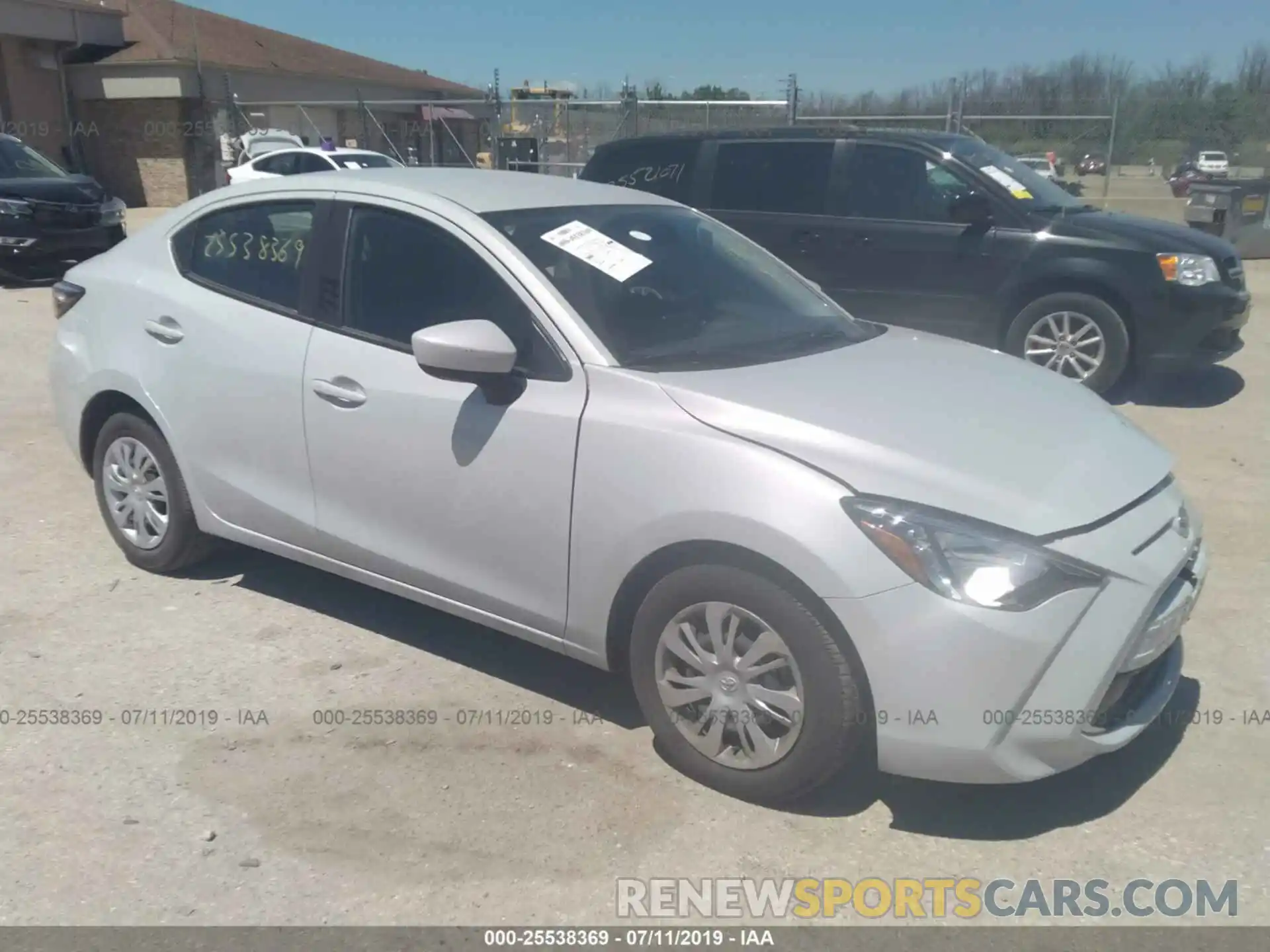 1 Photograph of a damaged car 3MYDLBYV6KY500114 TOYOTA YARIS 2019