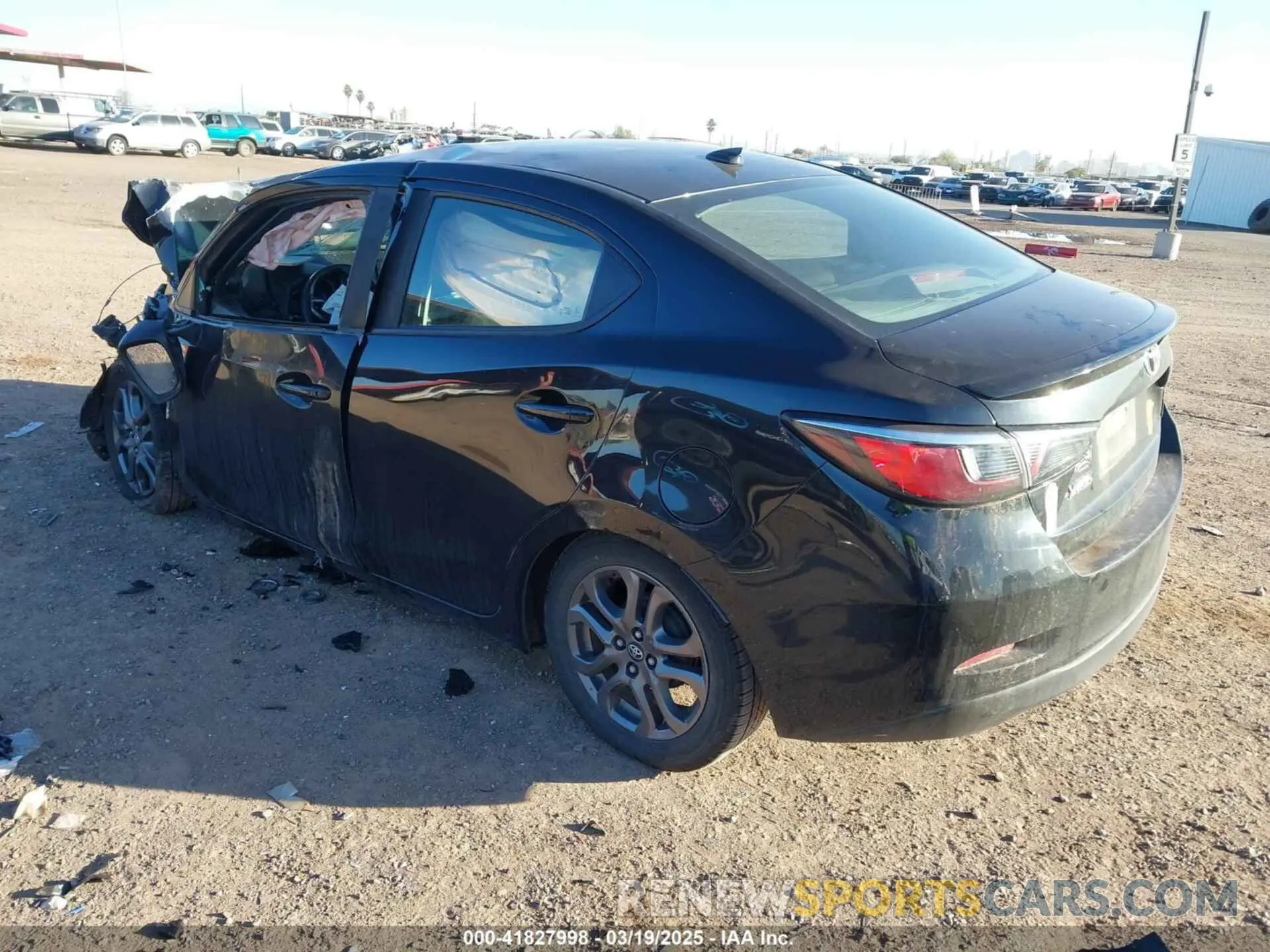 3 Photograph of a damaged car 3MYDLBYV6KY507094 TOYOTA YARIS 2019