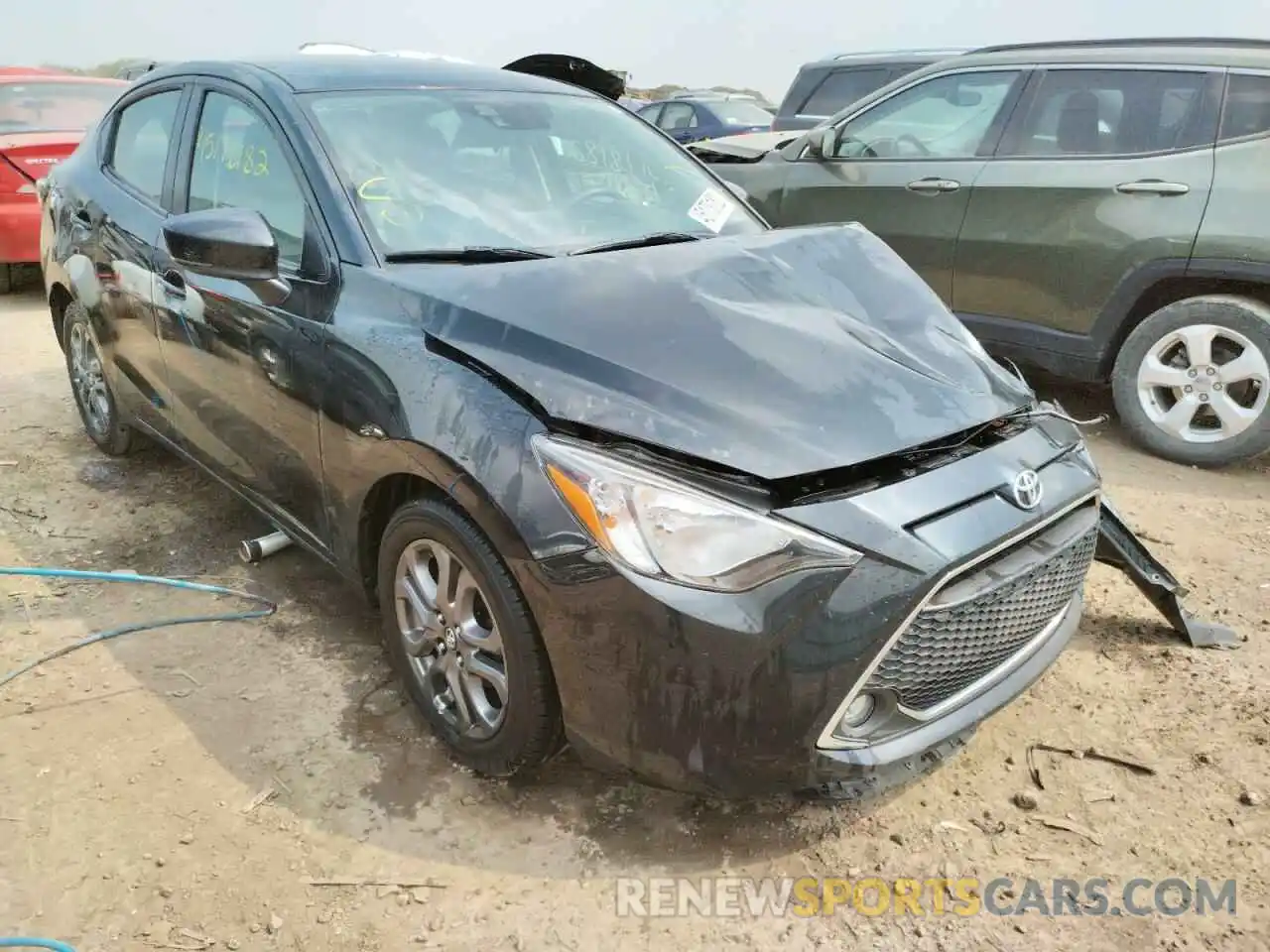 1 Photograph of a damaged car 3MYDLBYV6KY511551 TOYOTA YARIS 2019