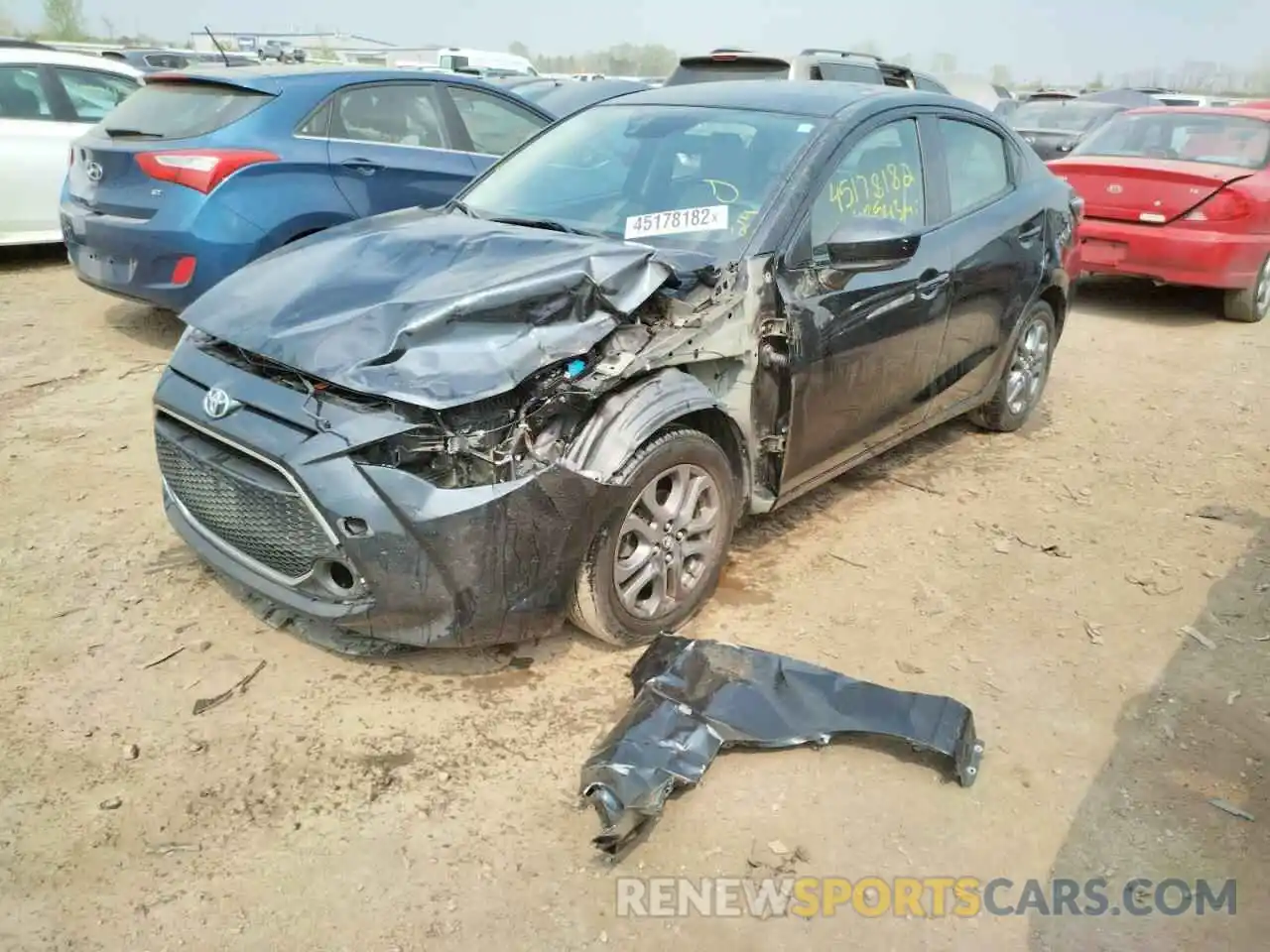 2 Photograph of a damaged car 3MYDLBYV6KY511551 TOYOTA YARIS 2019