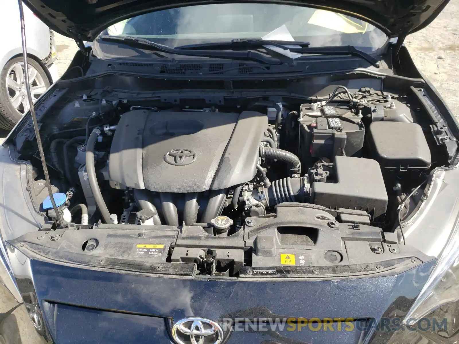 7 Photograph of a damaged car 3MYDLBYV6KY513445 TOYOTA YARIS 2019