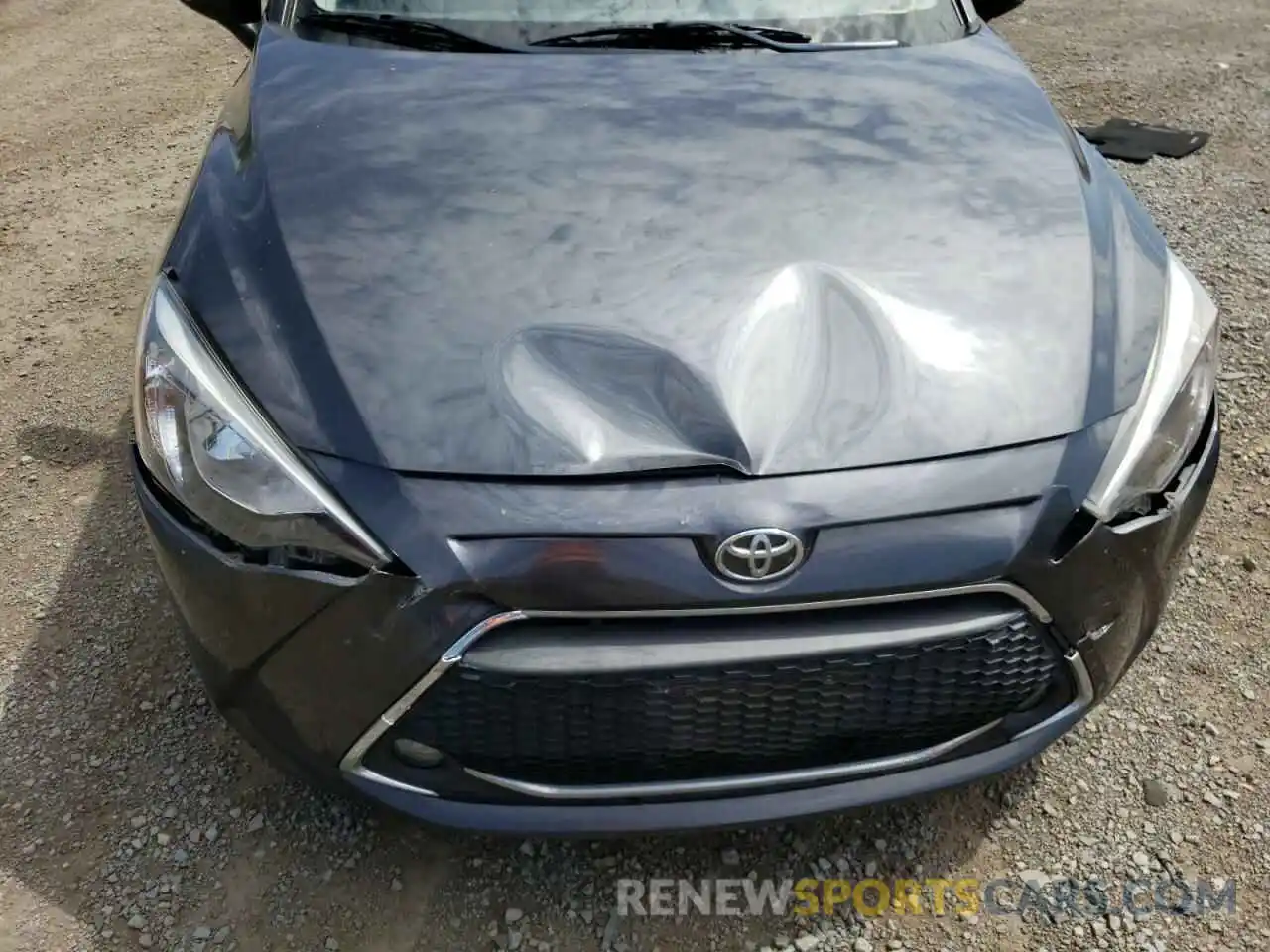 9 Photograph of a damaged car 3MYDLBYV6KY514031 TOYOTA YARIS 2019