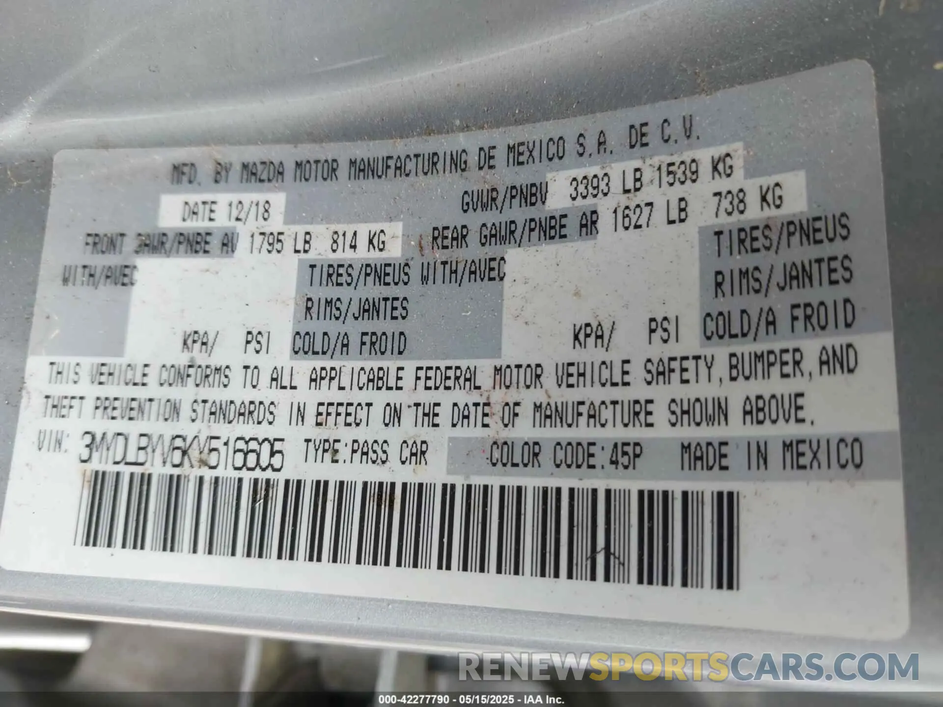 9 Photograph of a damaged car 3MYDLBYV6KY516605 TOYOTA YARIS 2019