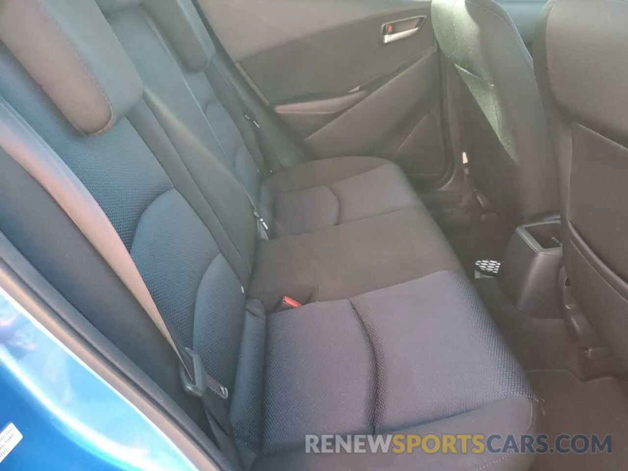 10 Photograph of a damaged car 3MYDLBYV6KY521903 TOYOTA YARIS 2019
