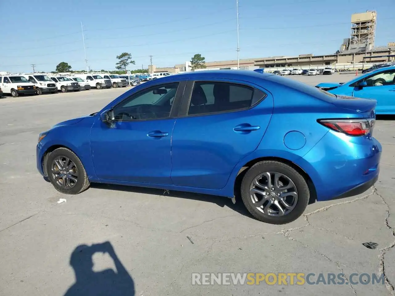 2 Photograph of a damaged car 3MYDLBYV6KY521903 TOYOTA YARIS 2019