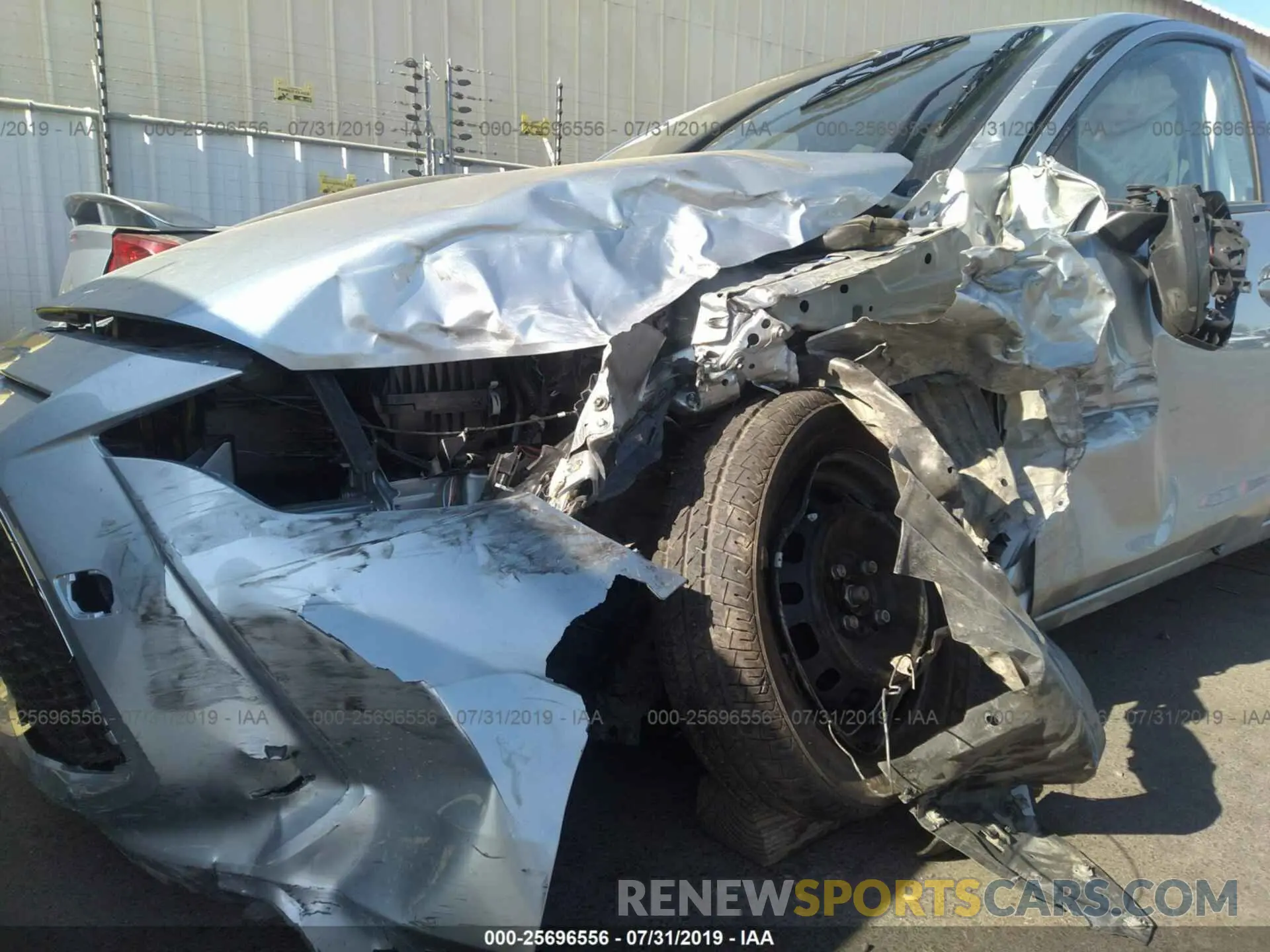 6 Photograph of a damaged car 3MYDLBYV6KY522758 TOYOTA YARIS 2019