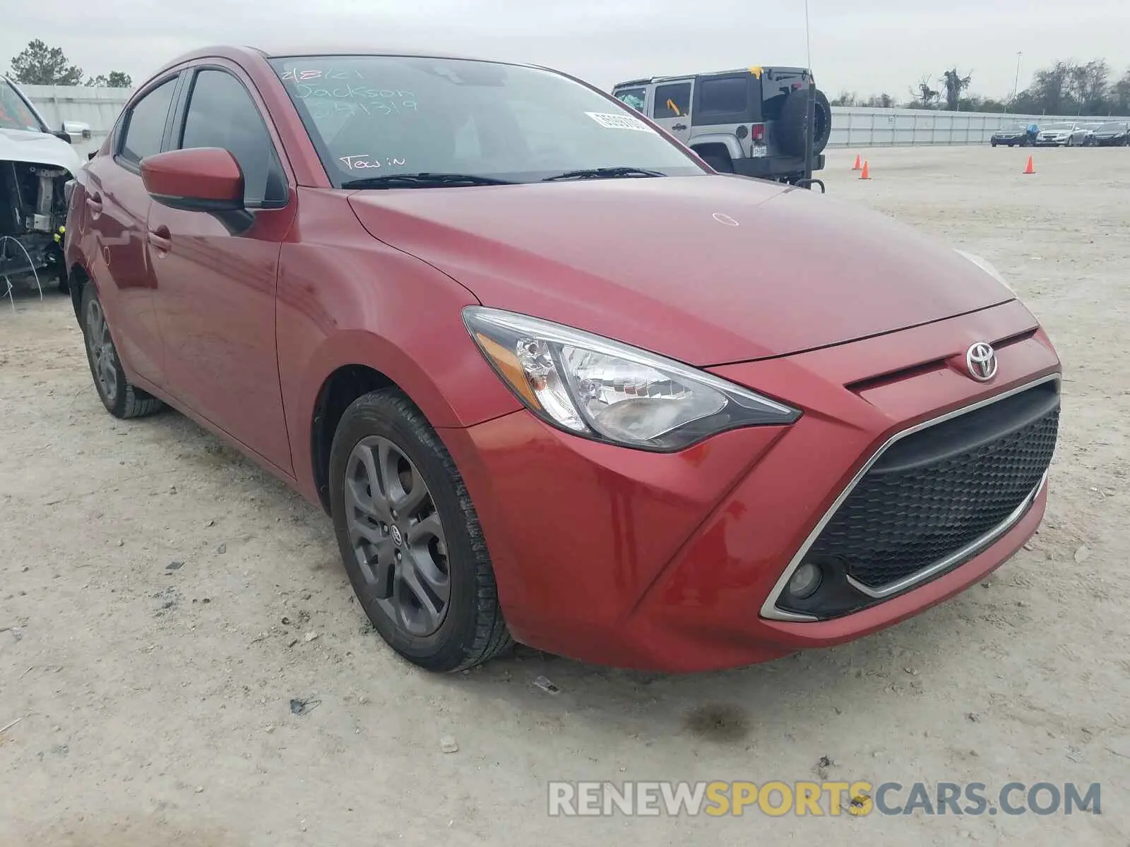 1 Photograph of a damaged car 3MYDLBYV7KY500381 TOYOTA YARIS 2019