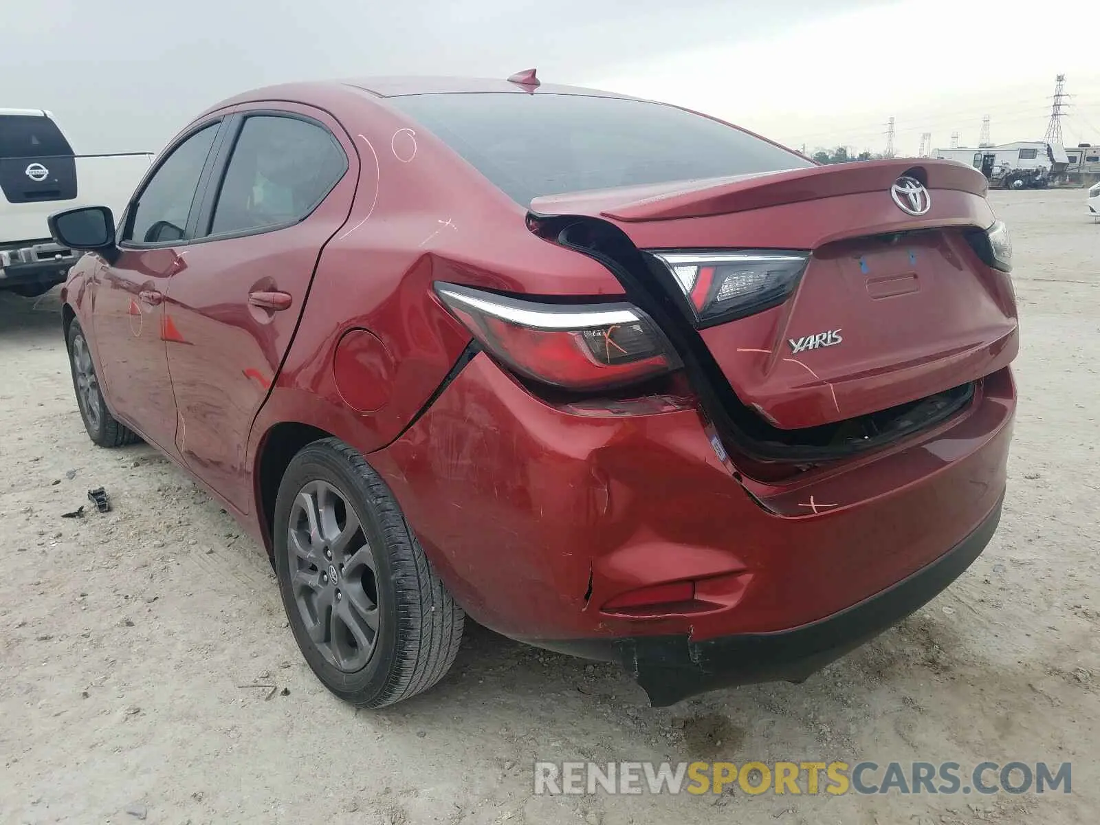 3 Photograph of a damaged car 3MYDLBYV7KY500381 TOYOTA YARIS 2019