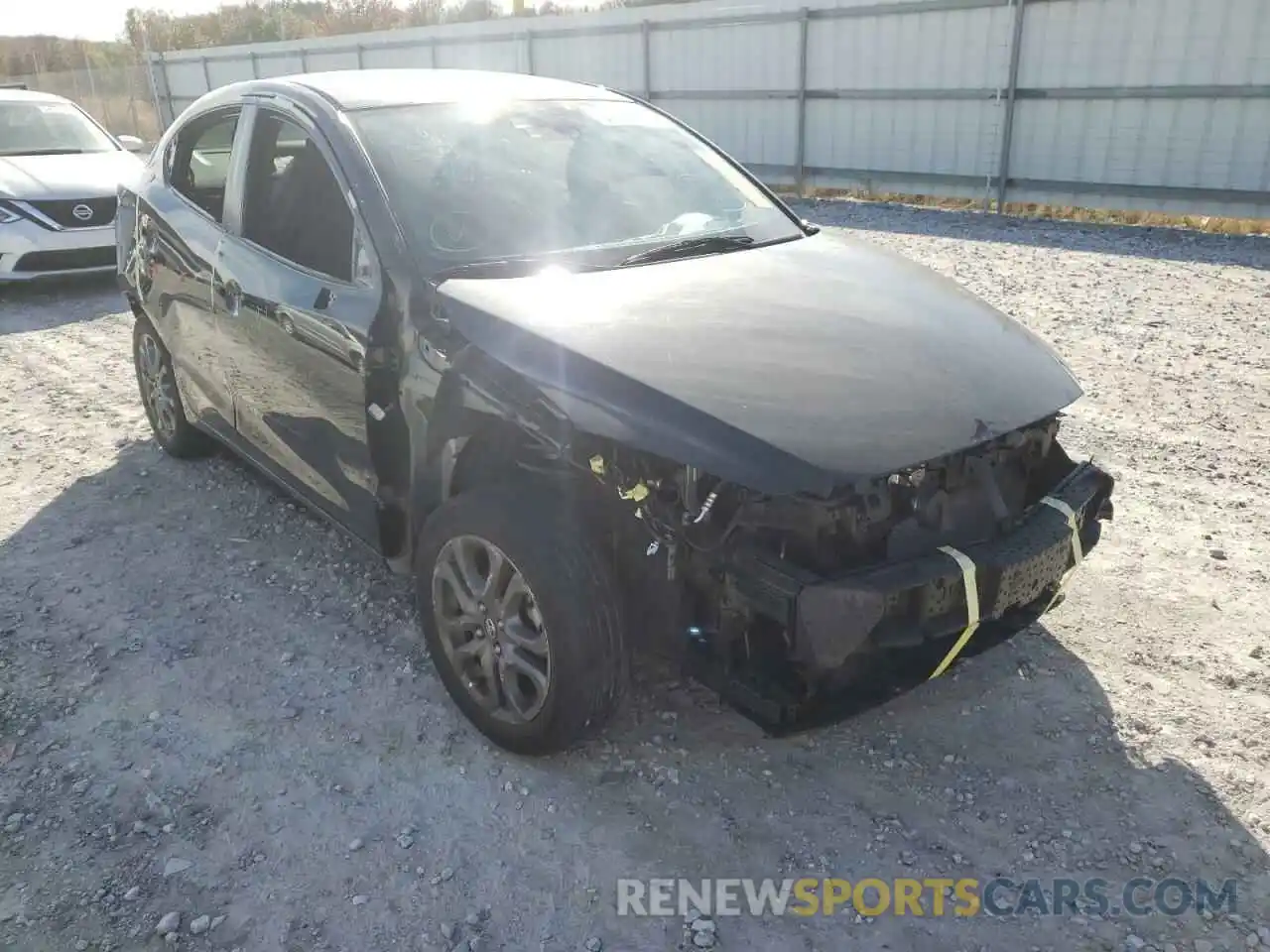 1 Photograph of a damaged car 3MYDLBYV7KY504916 TOYOTA YARIS 2019