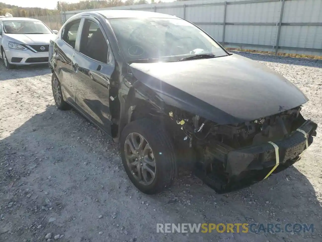 9 Photograph of a damaged car 3MYDLBYV7KY504916 TOYOTA YARIS 2019