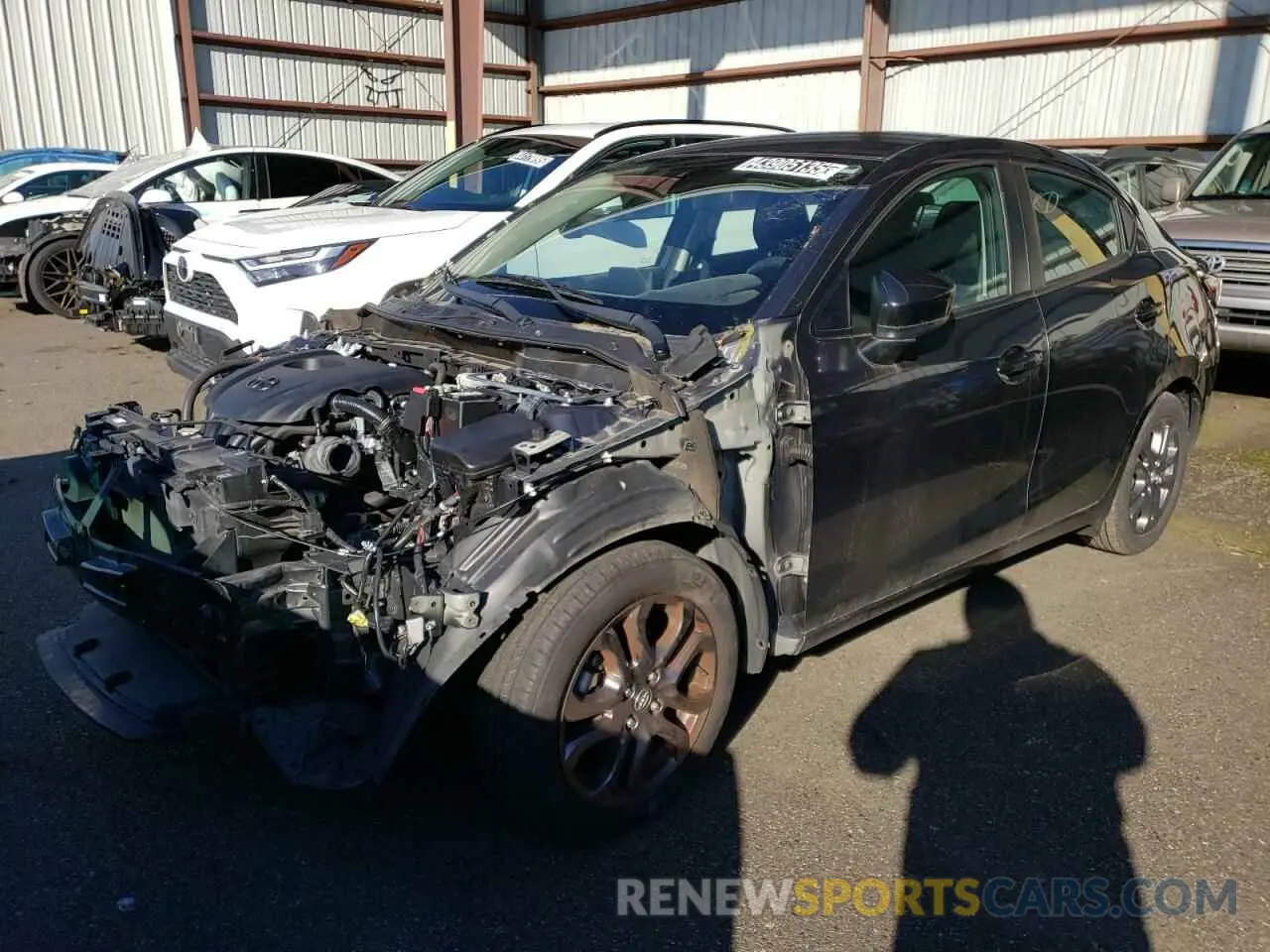 1 Photograph of a damaged car 3MYDLBYV7KY508058 TOYOTA YARIS 2019