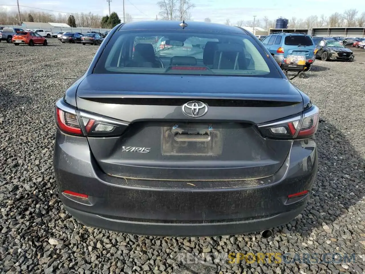6 Photograph of a damaged car 3MYDLBYV7KY508058 TOYOTA YARIS 2019